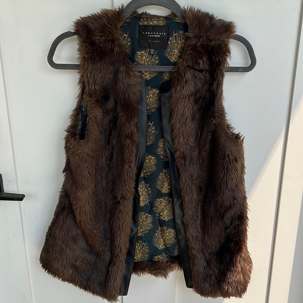 Faux Fur Vest with Inside Pockets